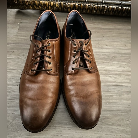 Colehaan Men’s Oxfords - Picture 1 of 5